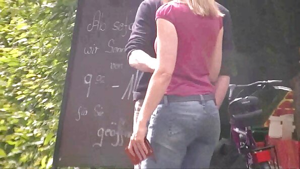 Nauja jauna mėgėjų pora atsiuntė savo naminę pornografiją