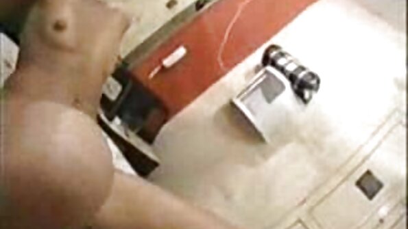 Mėgėjiškas jaunos poros seksas prie lango privačios pornografijos kategorijoje